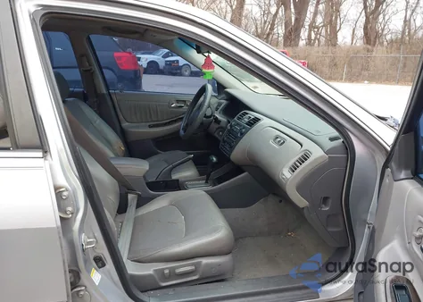 2001 Honda Accord 3.0 Ex z USA, uszkodzony, nr VIN 1HGCG16501A072167